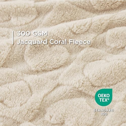 Bedsure Dog Blanket for Small Dogs Puppy and Cats, Soft Fleece, 25x35 inch