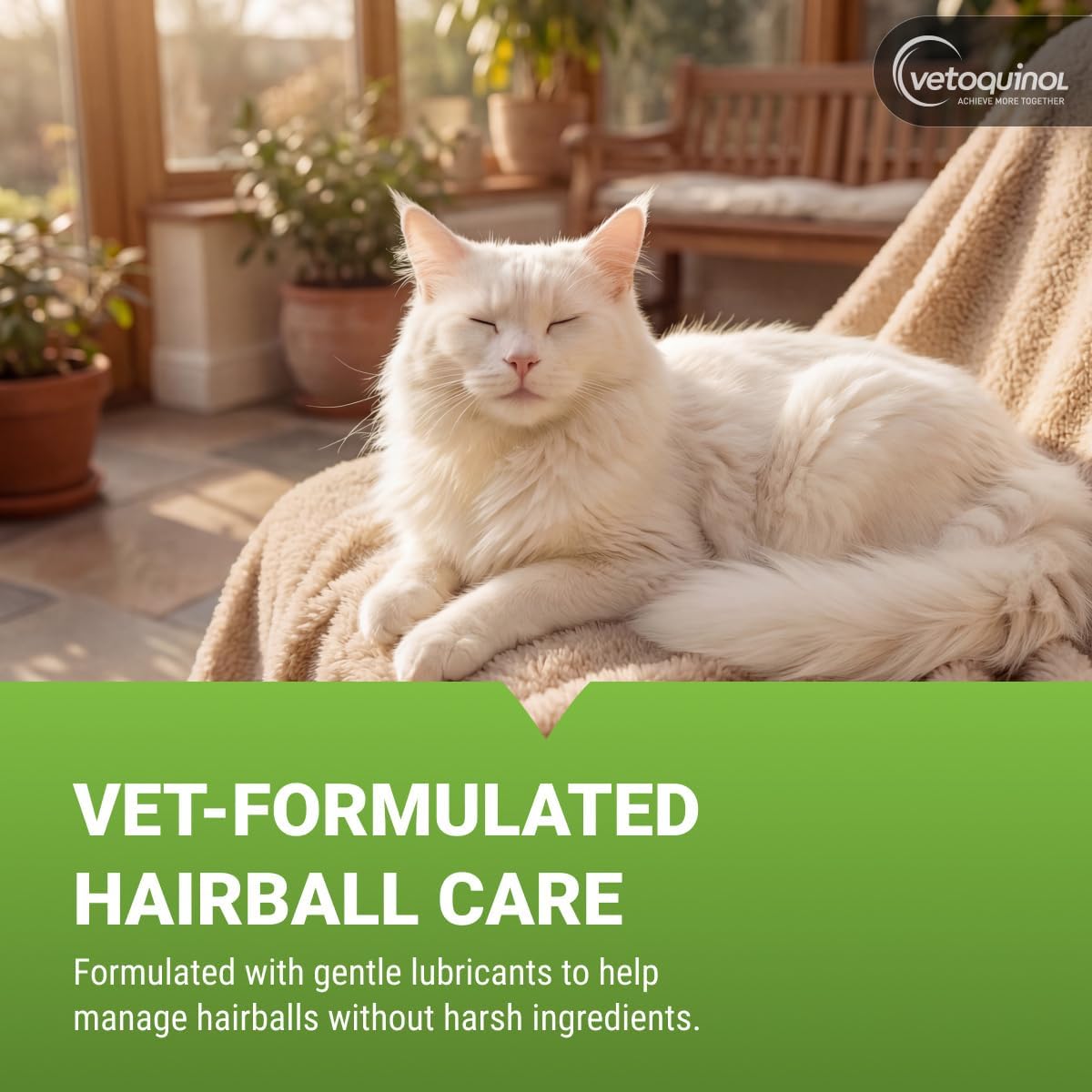 Vetoquinol Laxatone - Hairball Gel for Cats - Gentle Oral Lubricant for Everyday Use - Well-Flavored Hairball Remedy - Easy-to-Use Pet Care Essentials - 4.25 Ounce