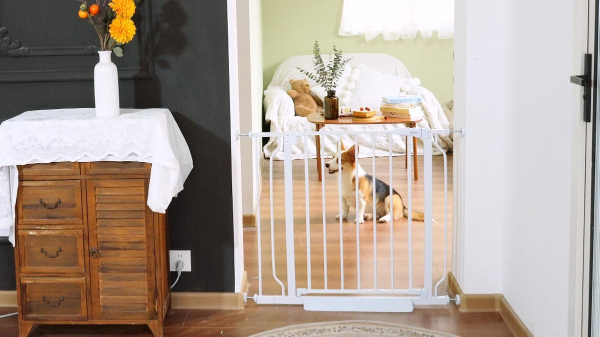 Baby Gate Auto Close, 29"-40" Dog Gate Indoor for Stairs & Doorways