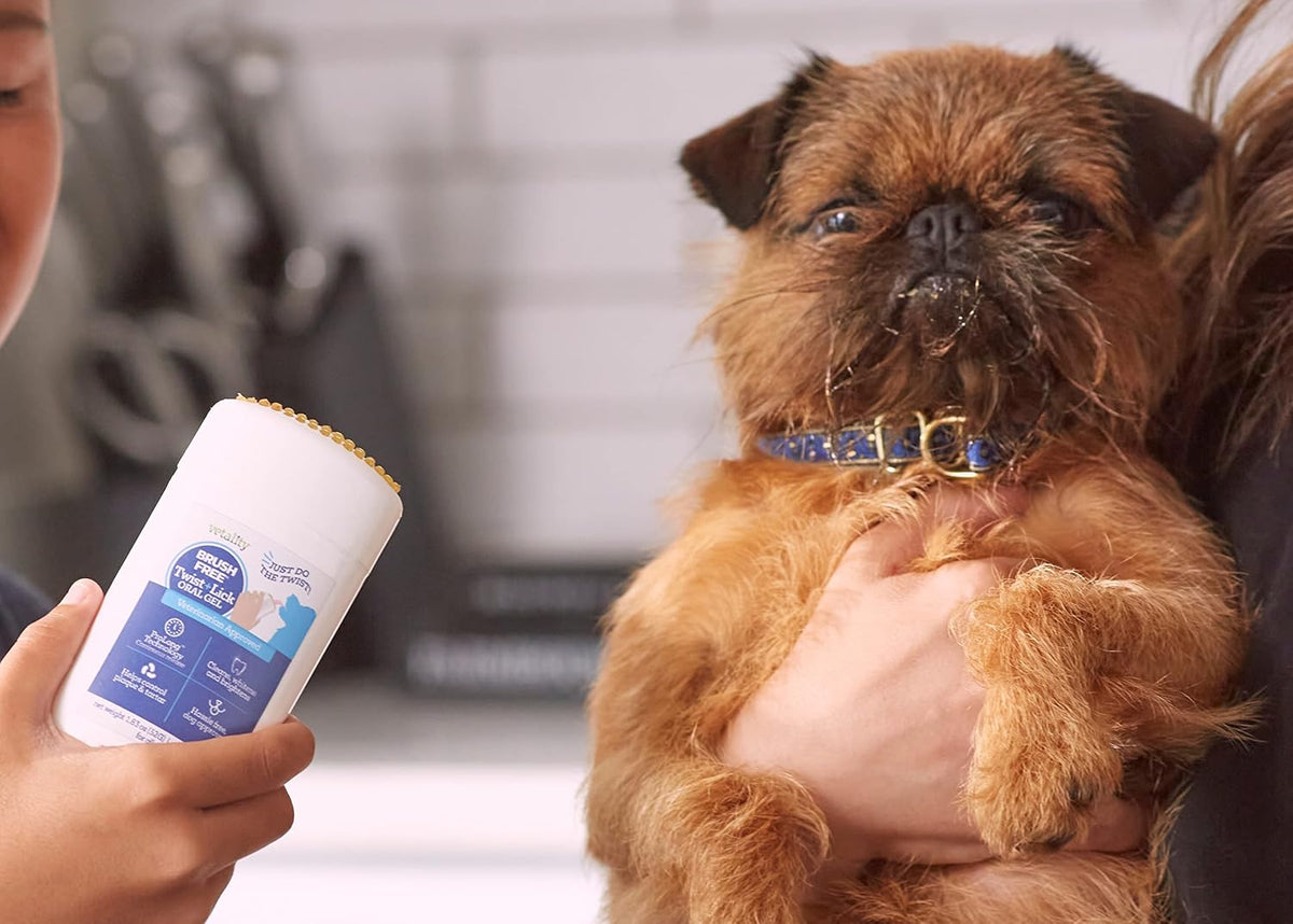 Twist + Lick Dental Gel for Dogs, Cleans Teeth and Freshens Breath for 24 Hours, Chicken Flavor, 2 oz, 30 Day Supply